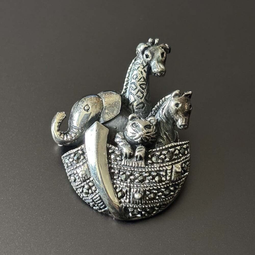 925 Sterling Silver Vtg Brooch Pin Marcasite Stones Noahs Ark Animal Art Deco